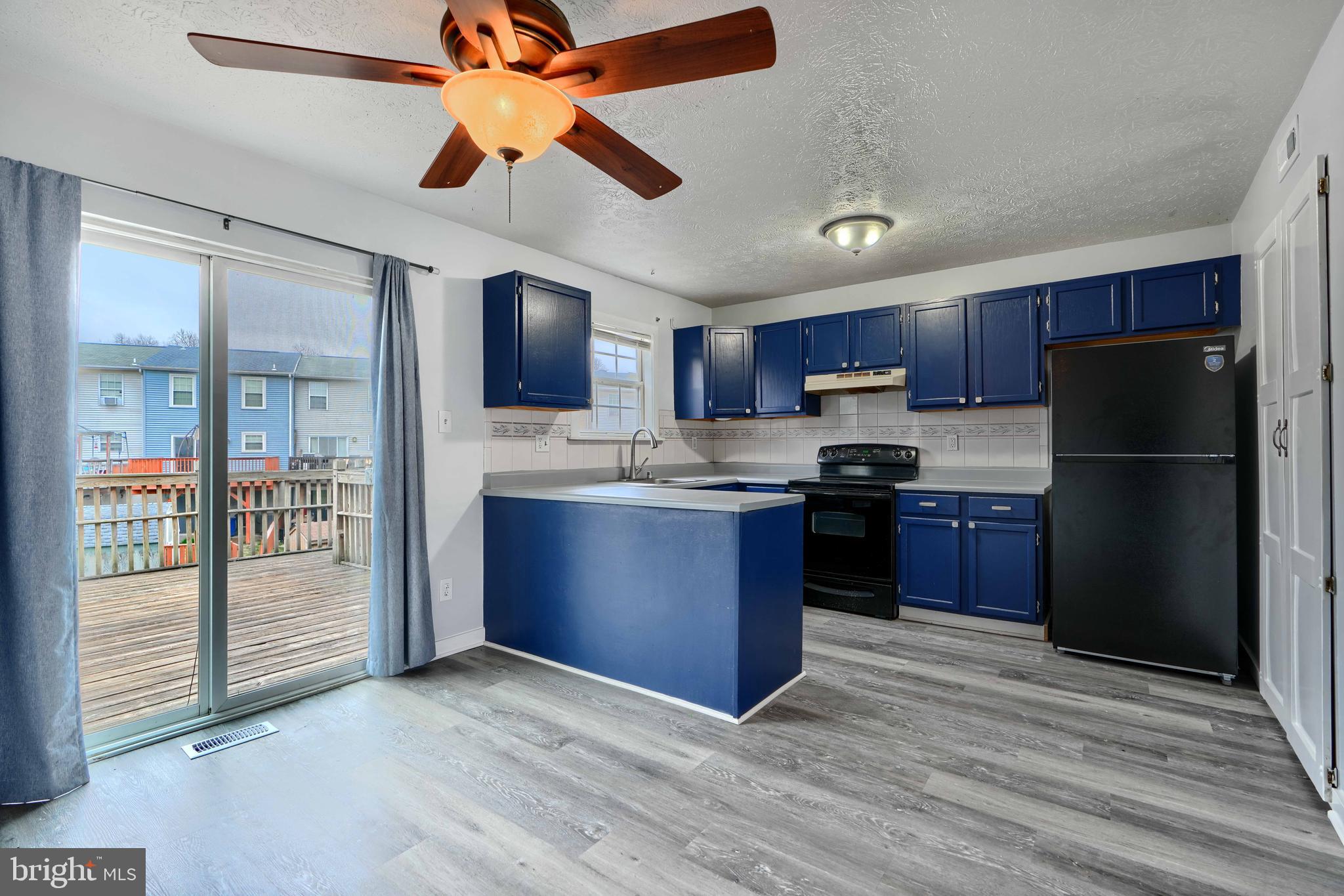 CARROLL CREST - Residential Lease