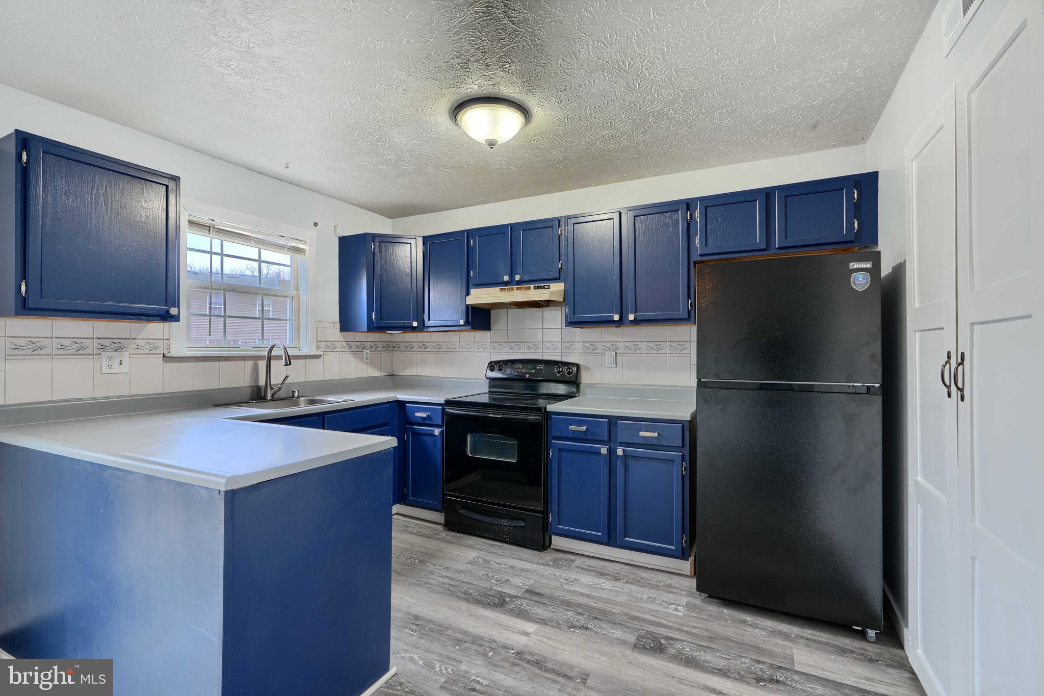 CARROLL CREST - Residential Lease