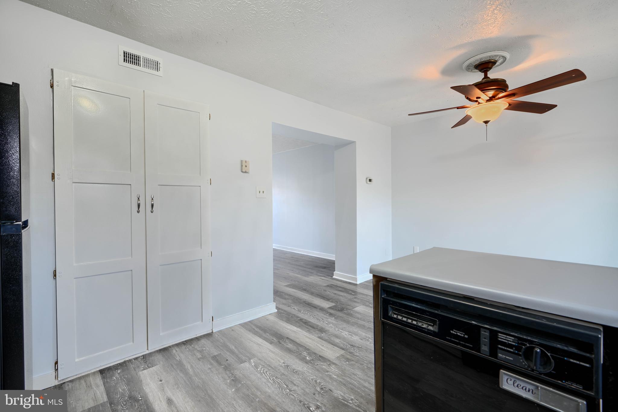 CARROLL CREST - Residential Lease