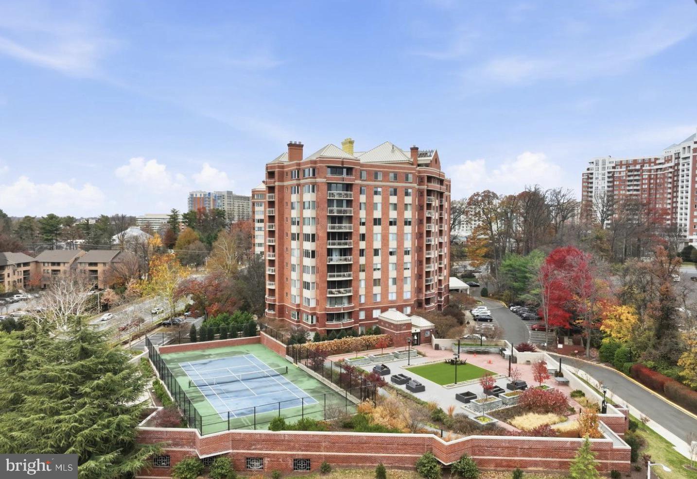 THE FALLSWOOD - Residential