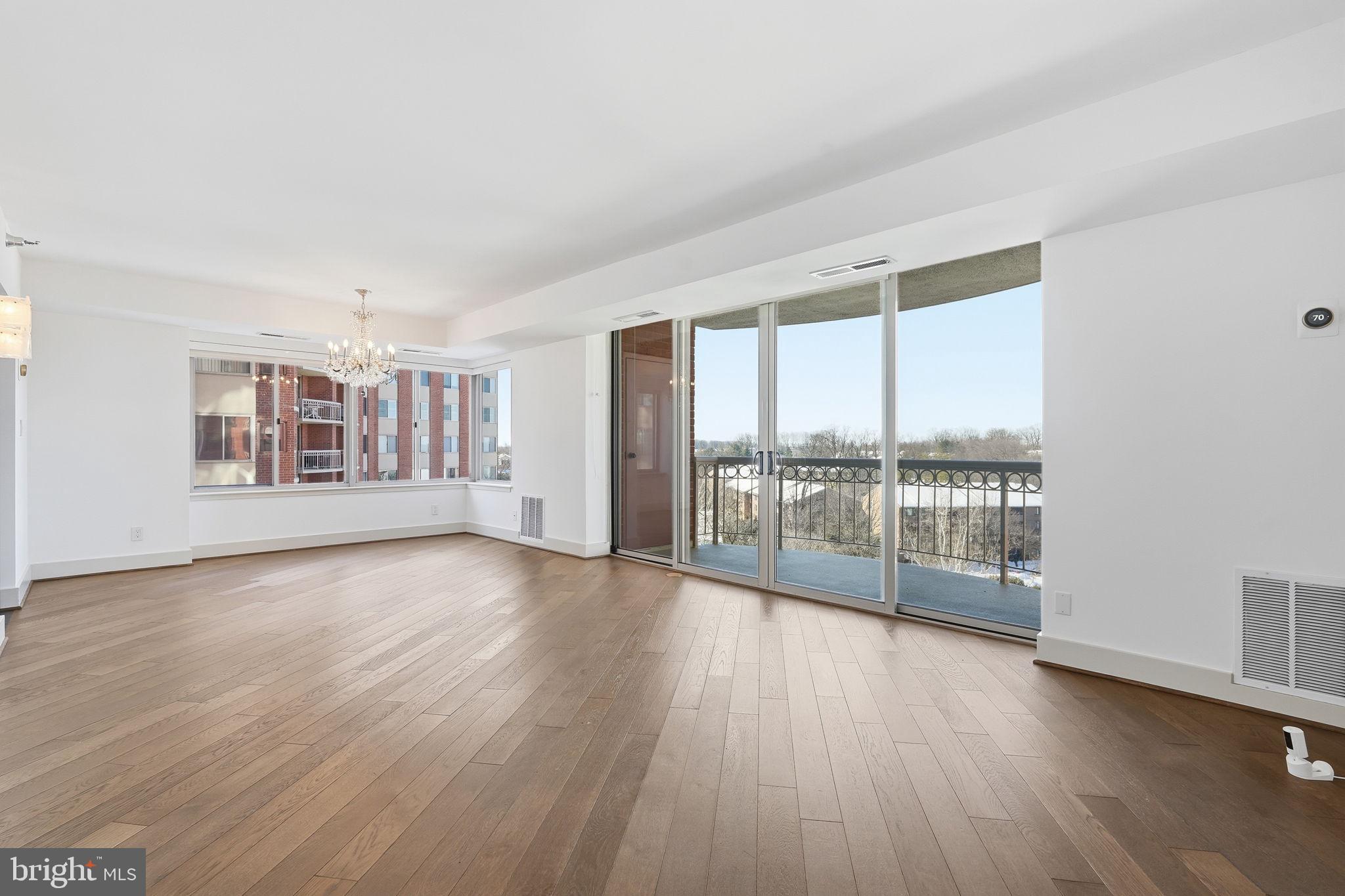 THE FALLSWOOD - Residential