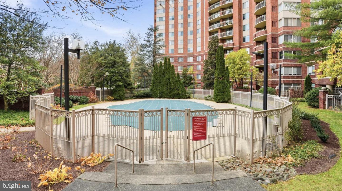 THE FALLSWOOD - Residential