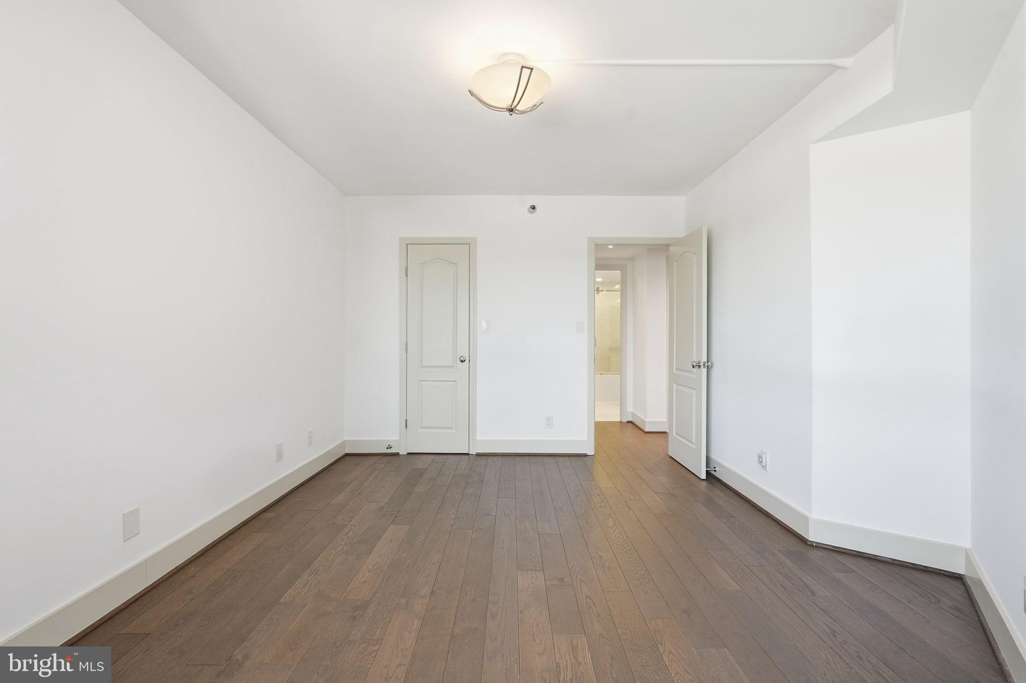 THE FALLSWOOD - Residential