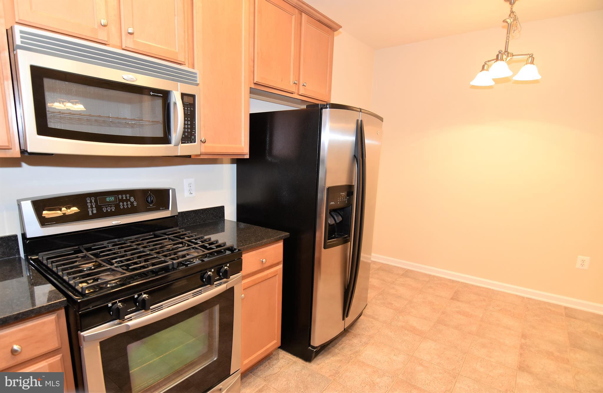 THE RESERVE CONDOMINIUMS - Residential Lease