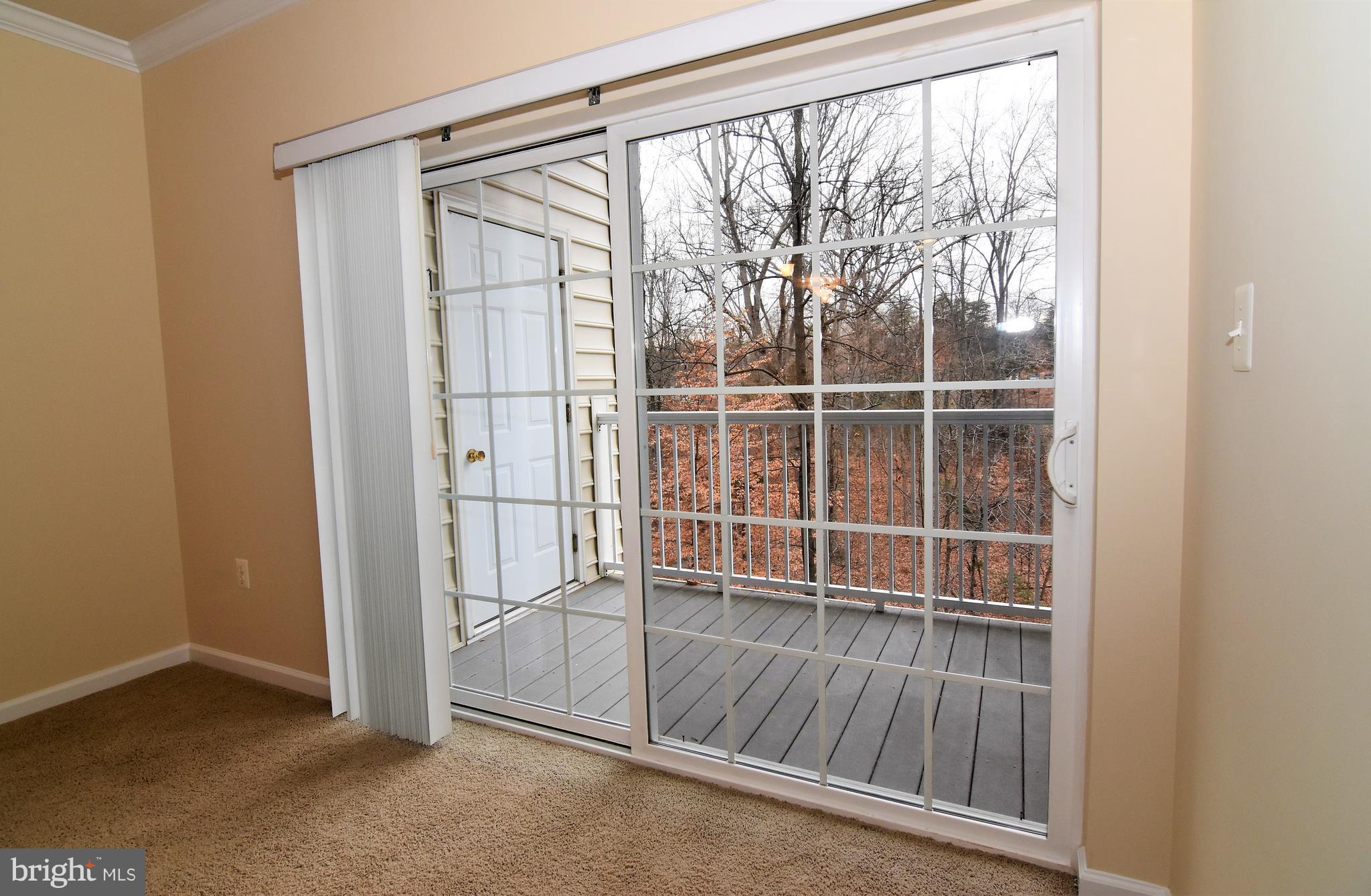 THE RESERVE CONDOMINIUMS - Residential Lease