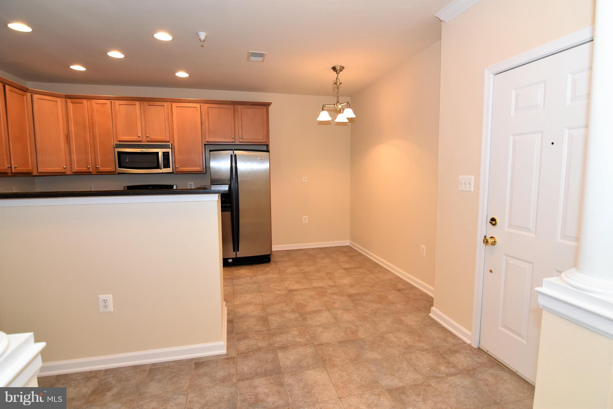 THE RESERVE CONDOMINIUMS - Residential Lease