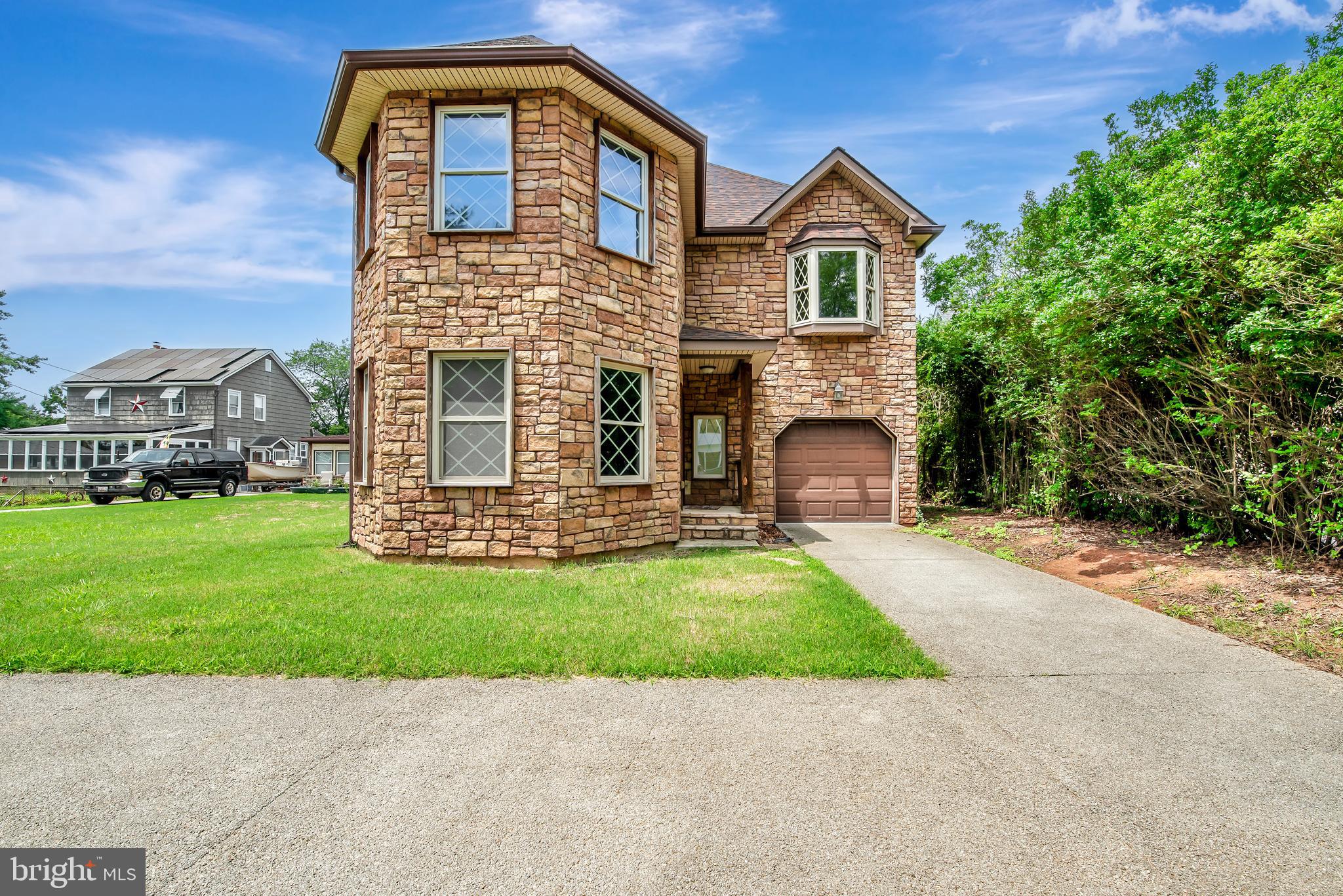 GREENLAND BEACH - Residential Lease