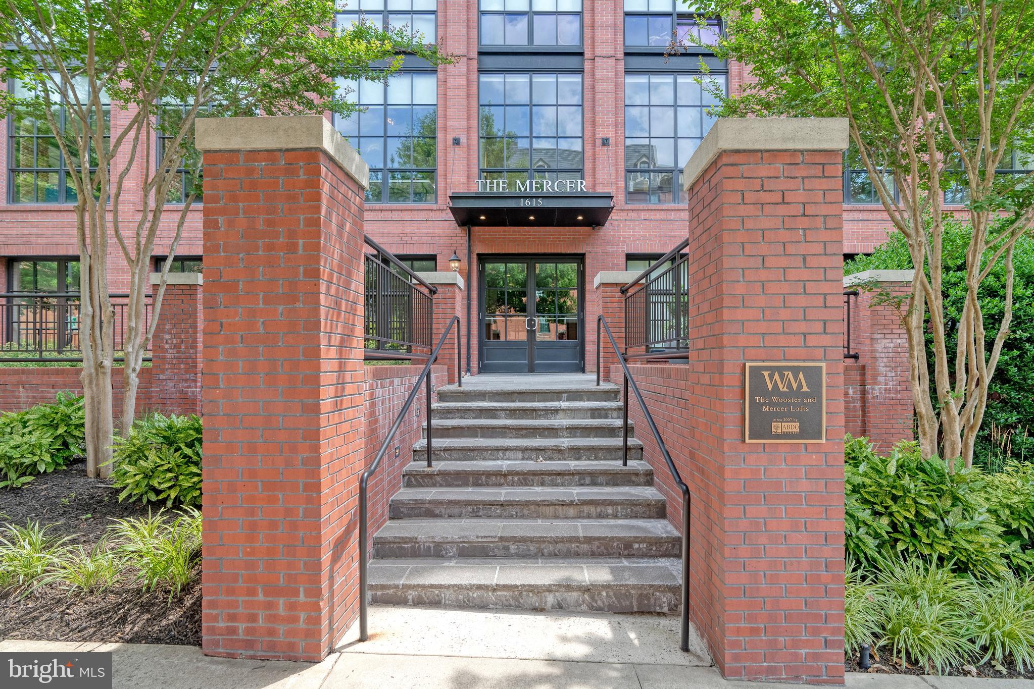 THE WOOSTER AND MERCER LOFTS - Residential