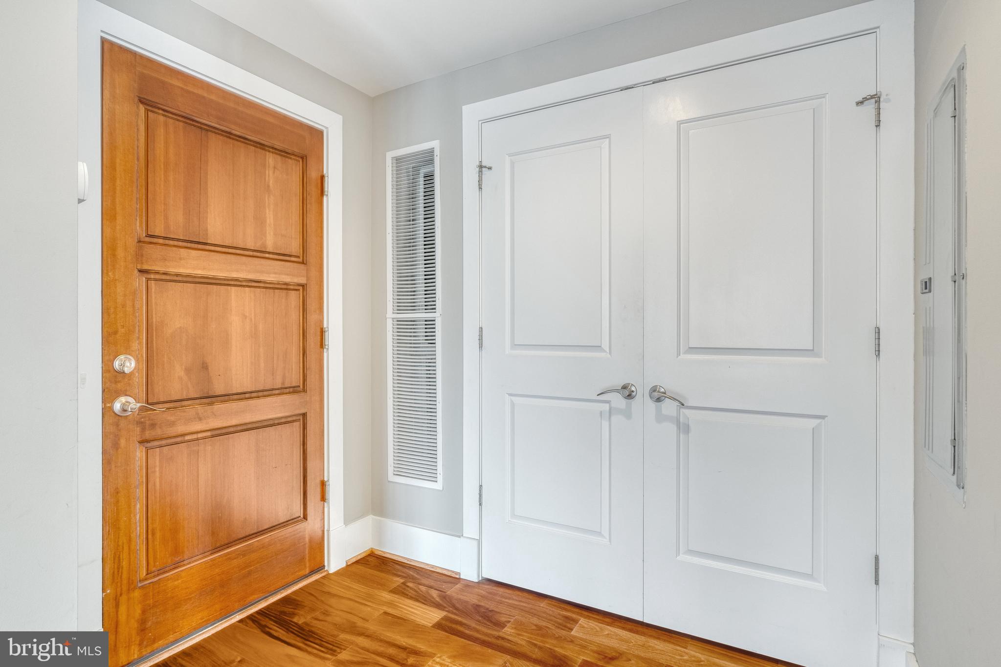 THE WOOSTER AND MERCER LOFTS - Residential