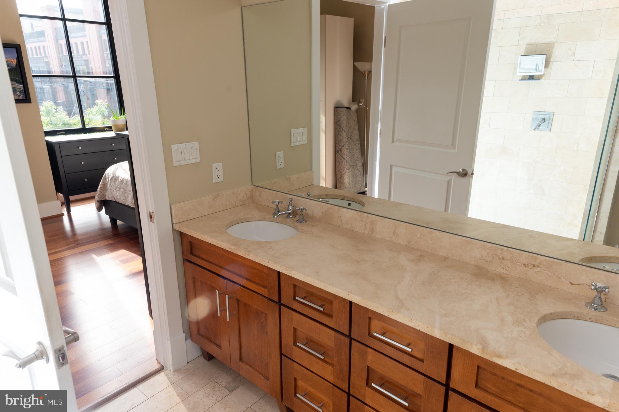 THE WOOSTER AND MERCER LOFTS - Residential