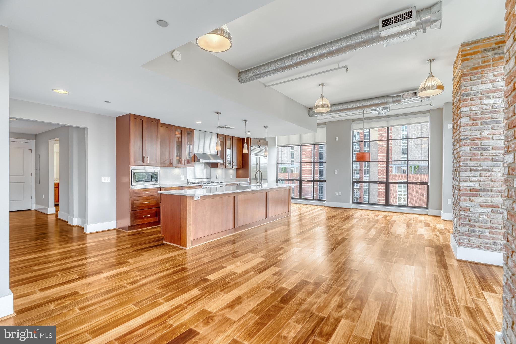 THE WOOSTER AND MERCER LOFTS - Residential