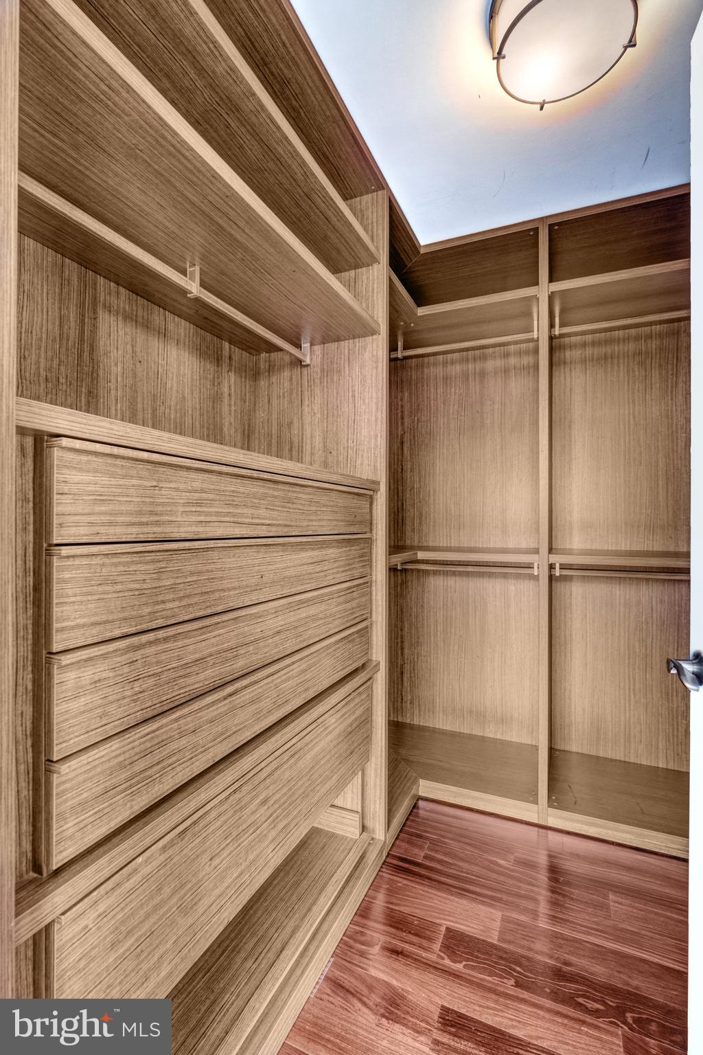 THE WOOSTER AND MERCER LOFTS - Residential