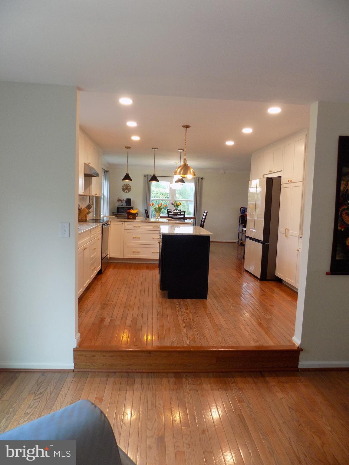 GLENWOOD GARTH - Residential Lease