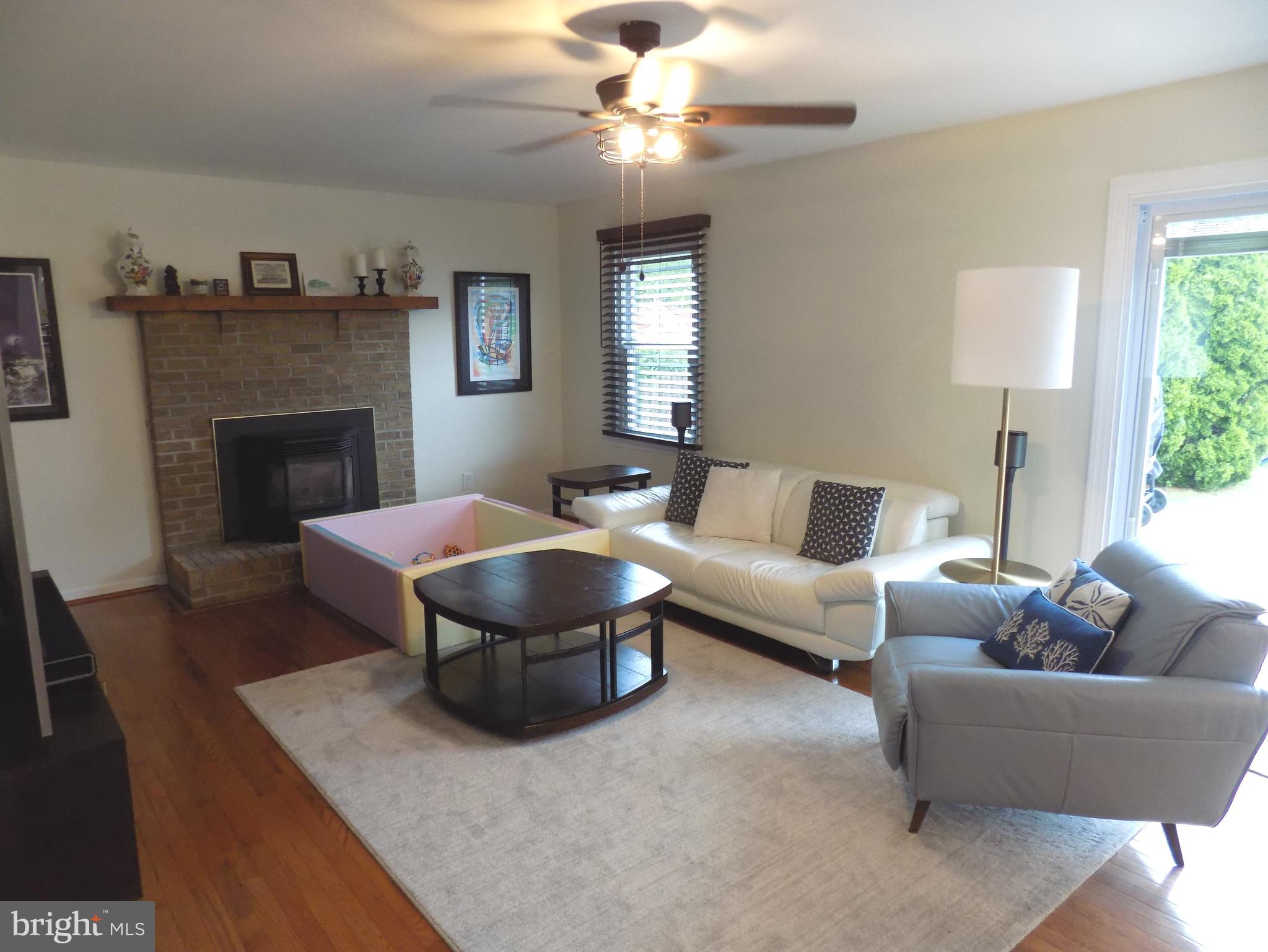 GLENWOOD GARTH - Residential Lease