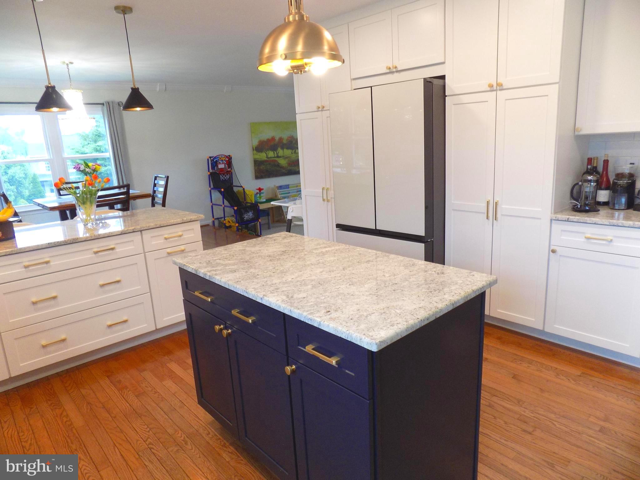 GLENWOOD GARTH - Residential Lease