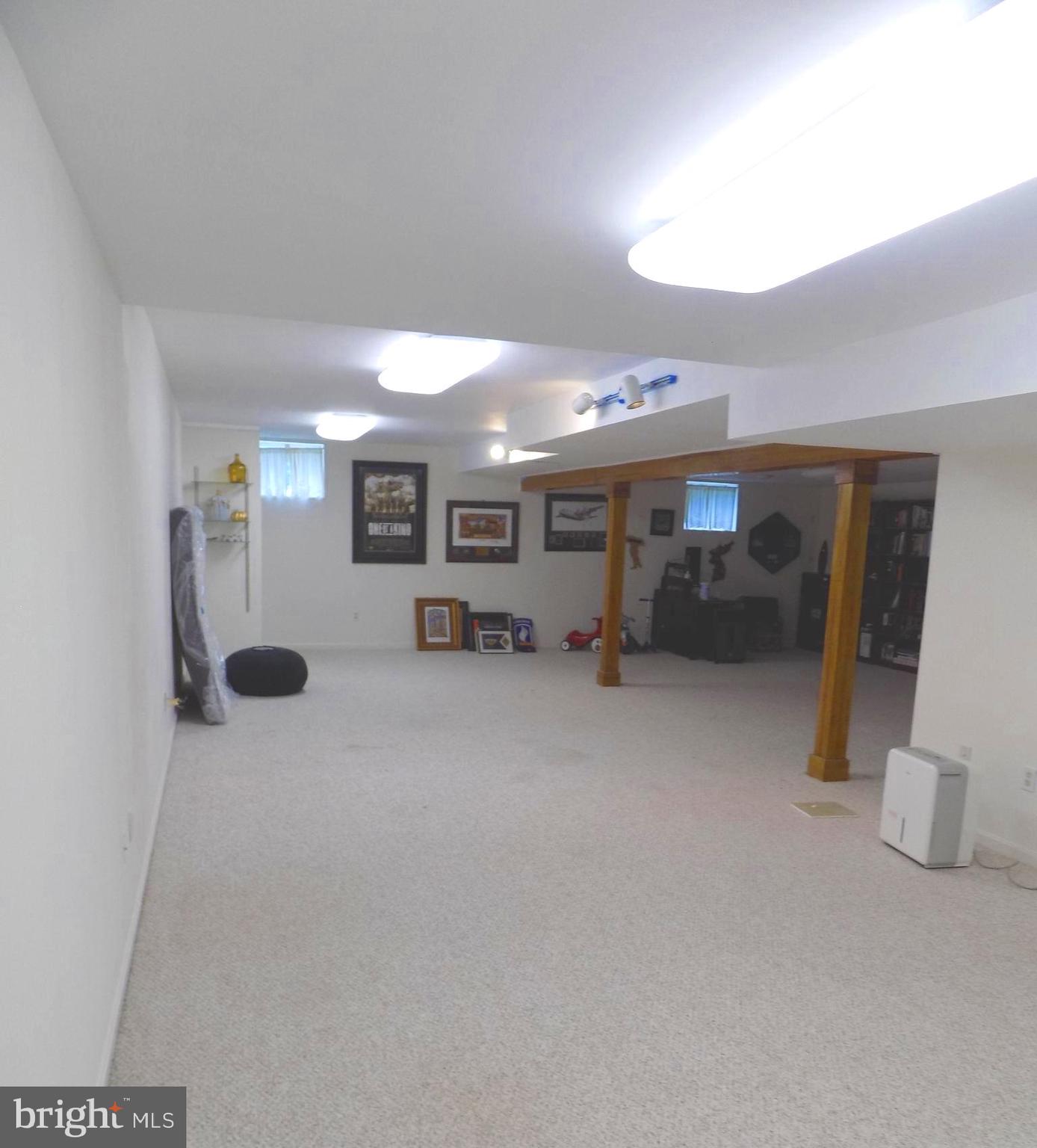GLENWOOD GARTH - Residential Lease