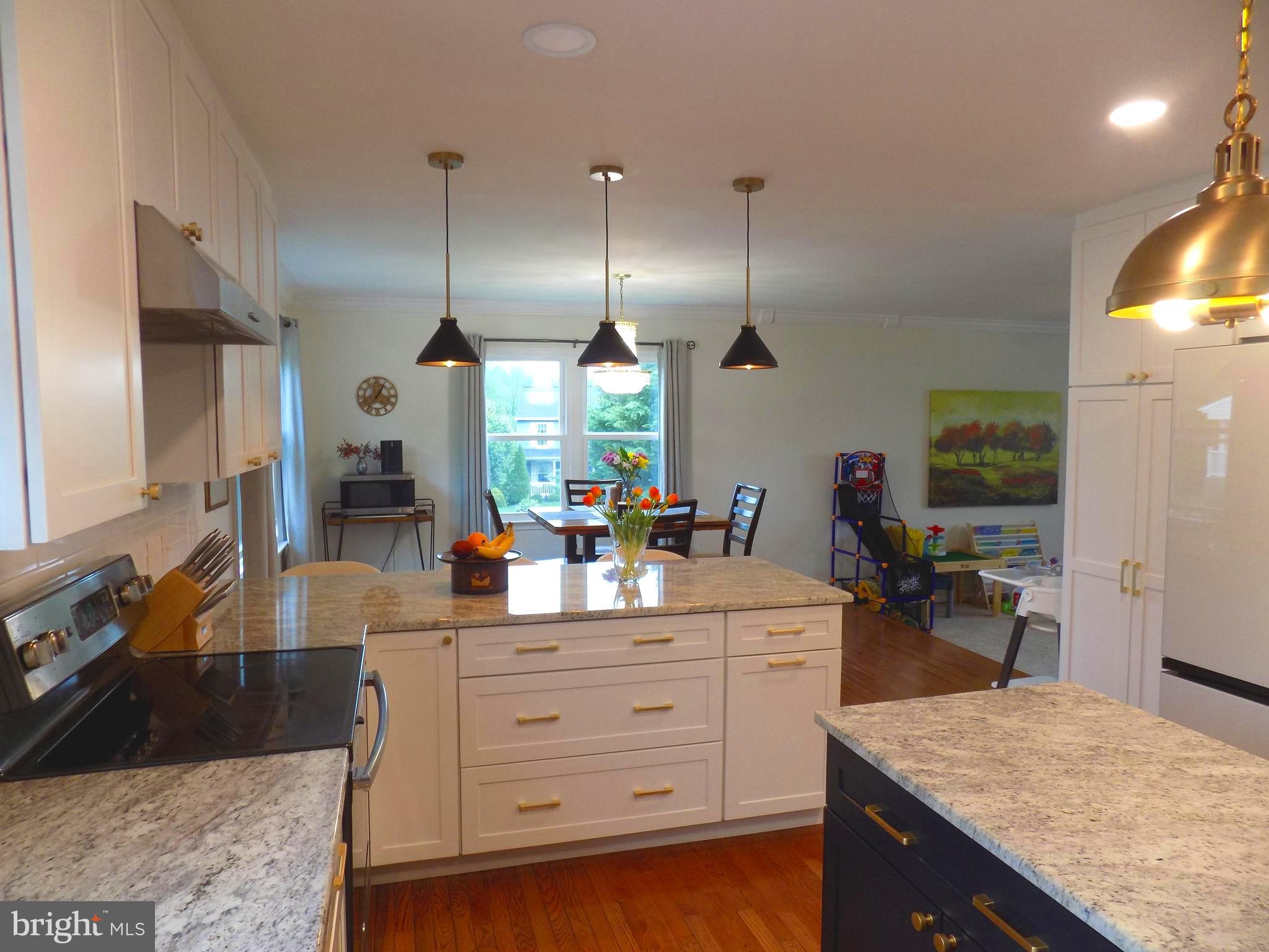 GLENWOOD GARTH - Residential Lease