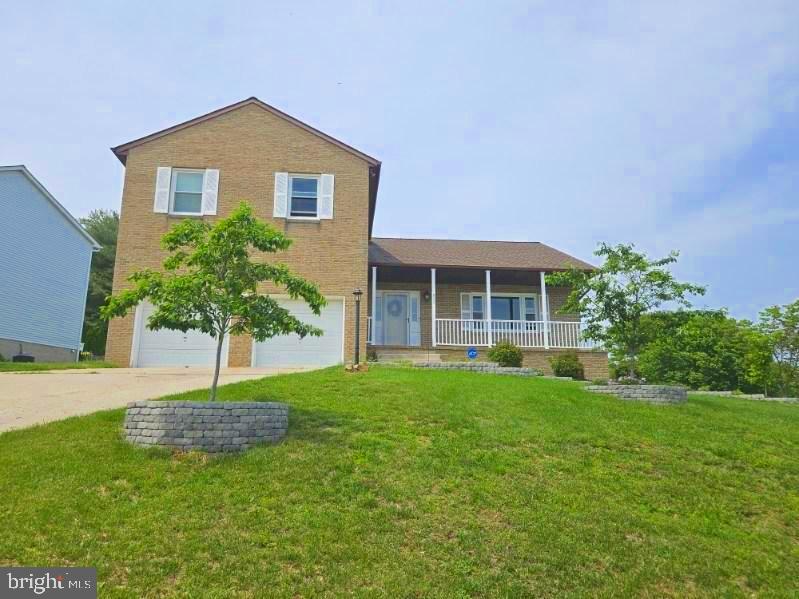 GLENWOOD GARTH - Residential Lease