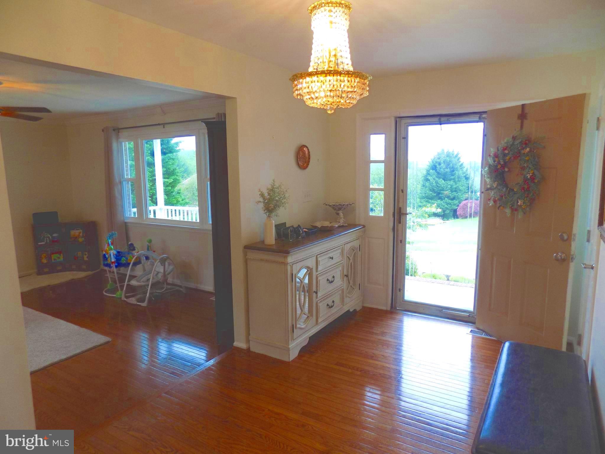 GLENWOOD GARTH - Residential Lease