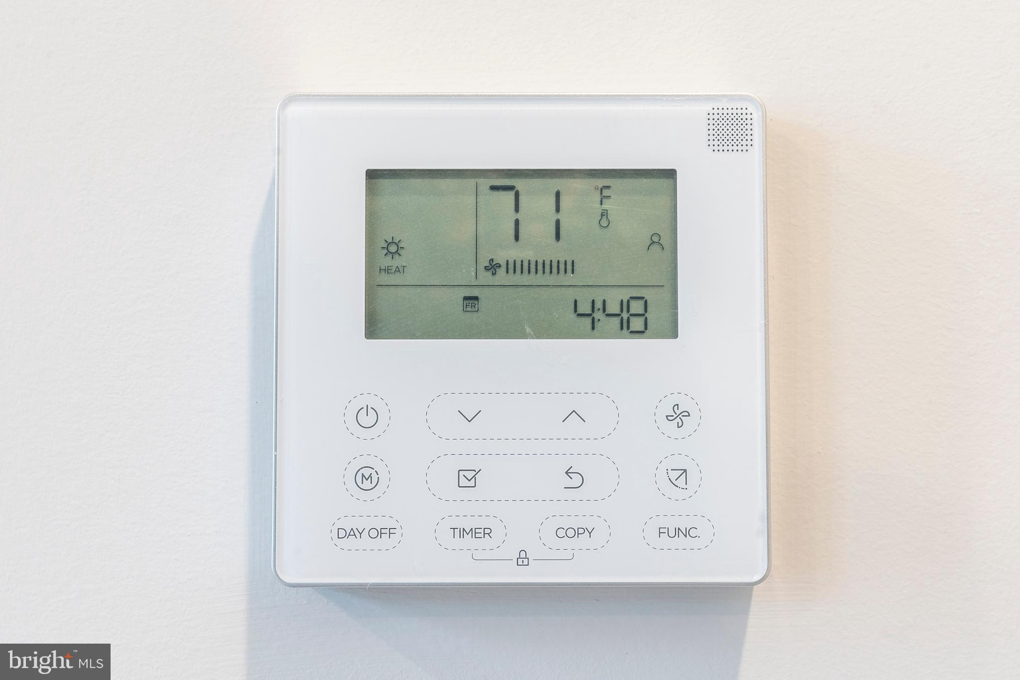 EAST FALLS - Residential Lease