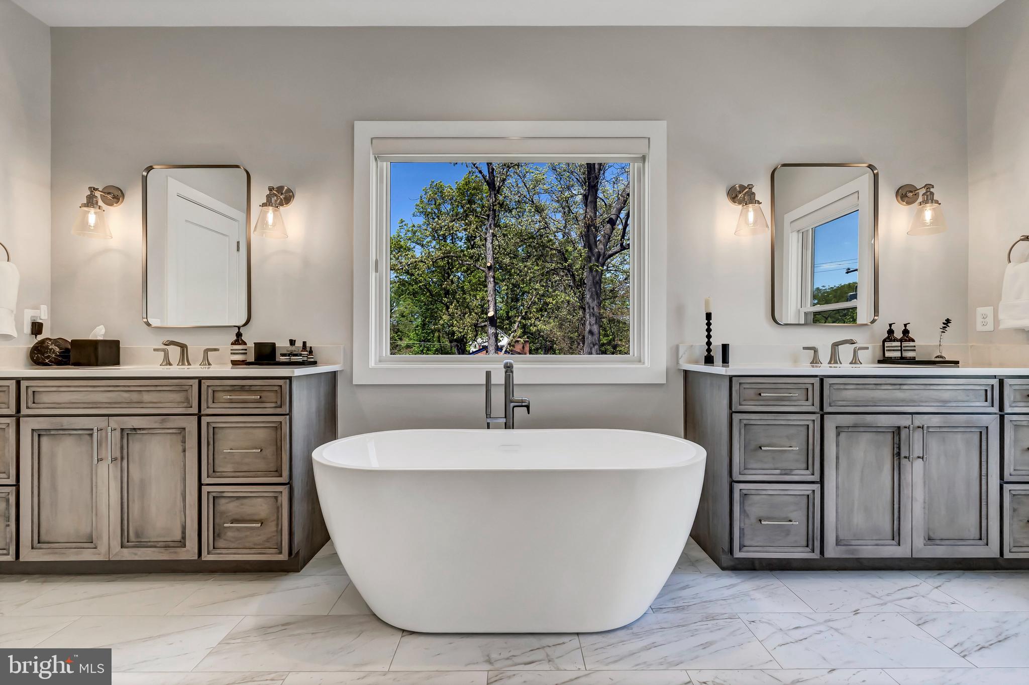 CARLIN SPRINGS - Residential