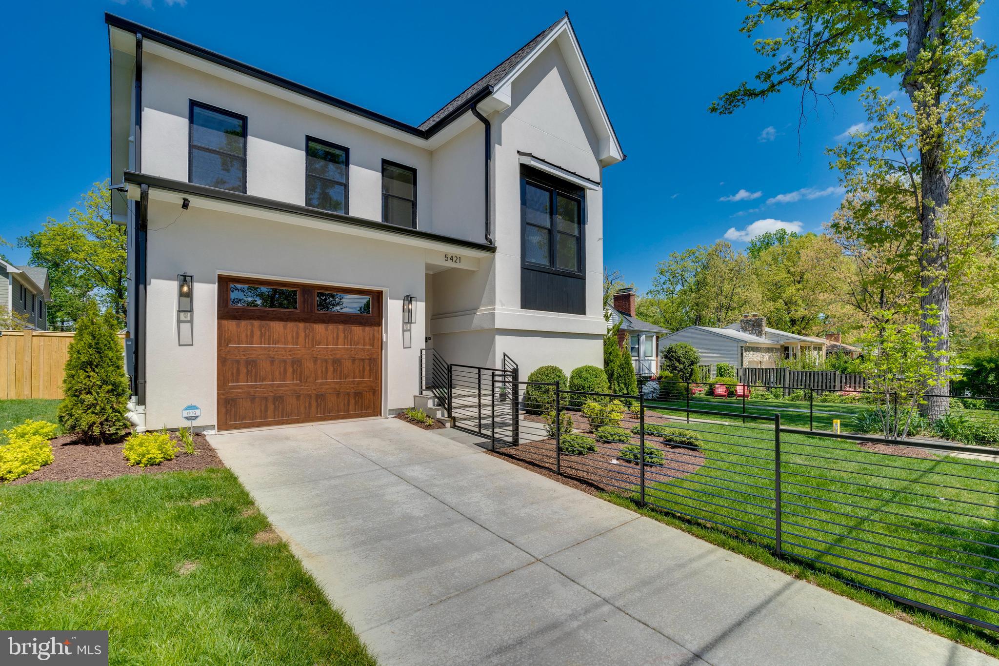 CARLIN SPRINGS - Residential