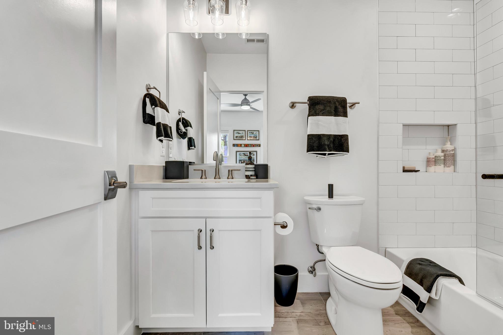 CARLIN SPRINGS - Residential