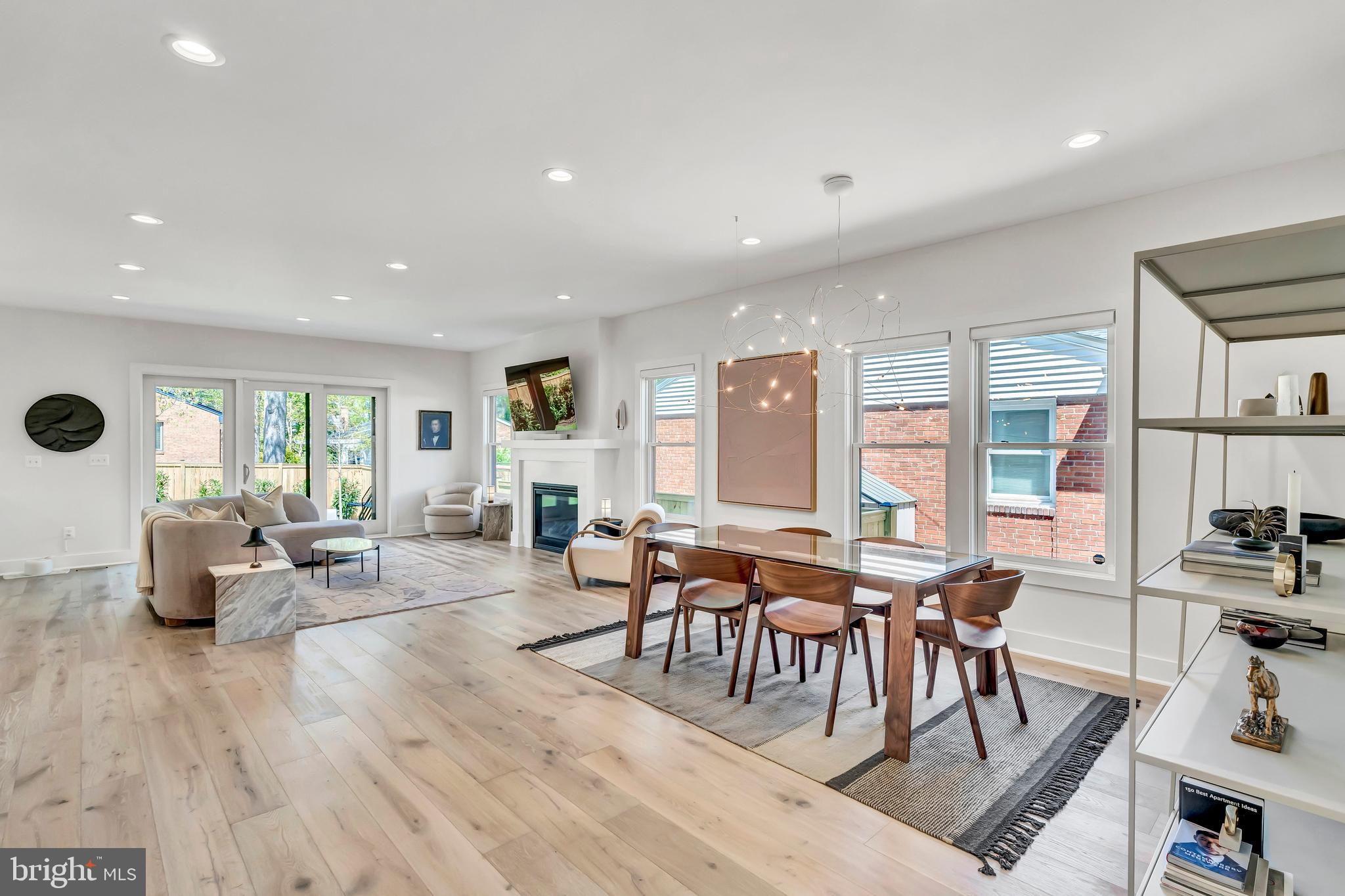 CARLIN SPRINGS - Residential