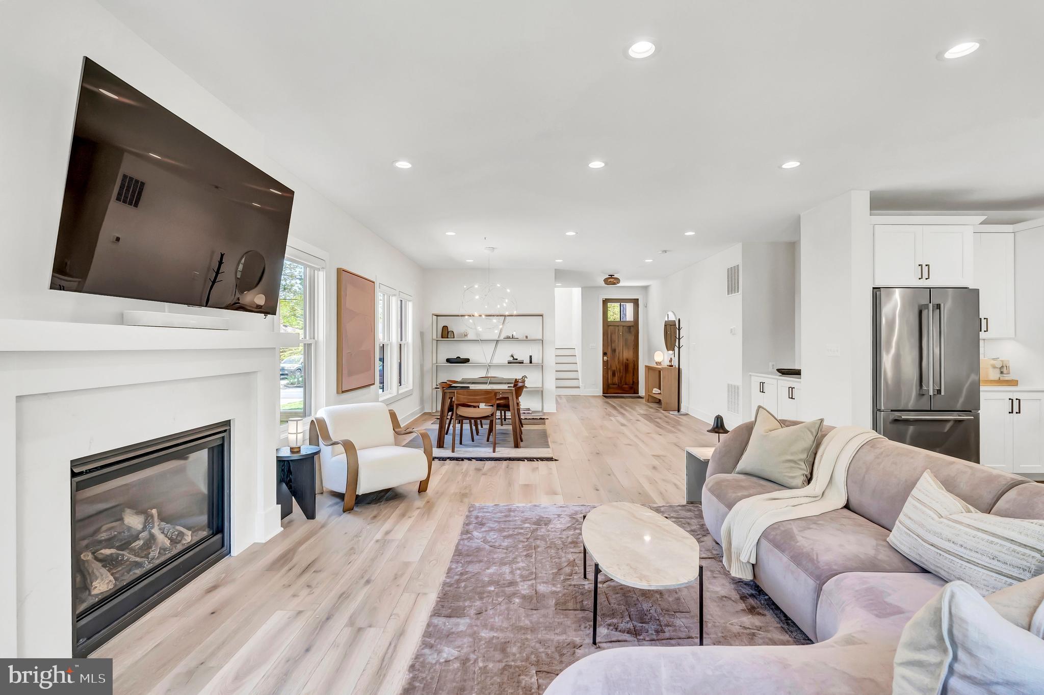 CARLIN SPRINGS - Residential