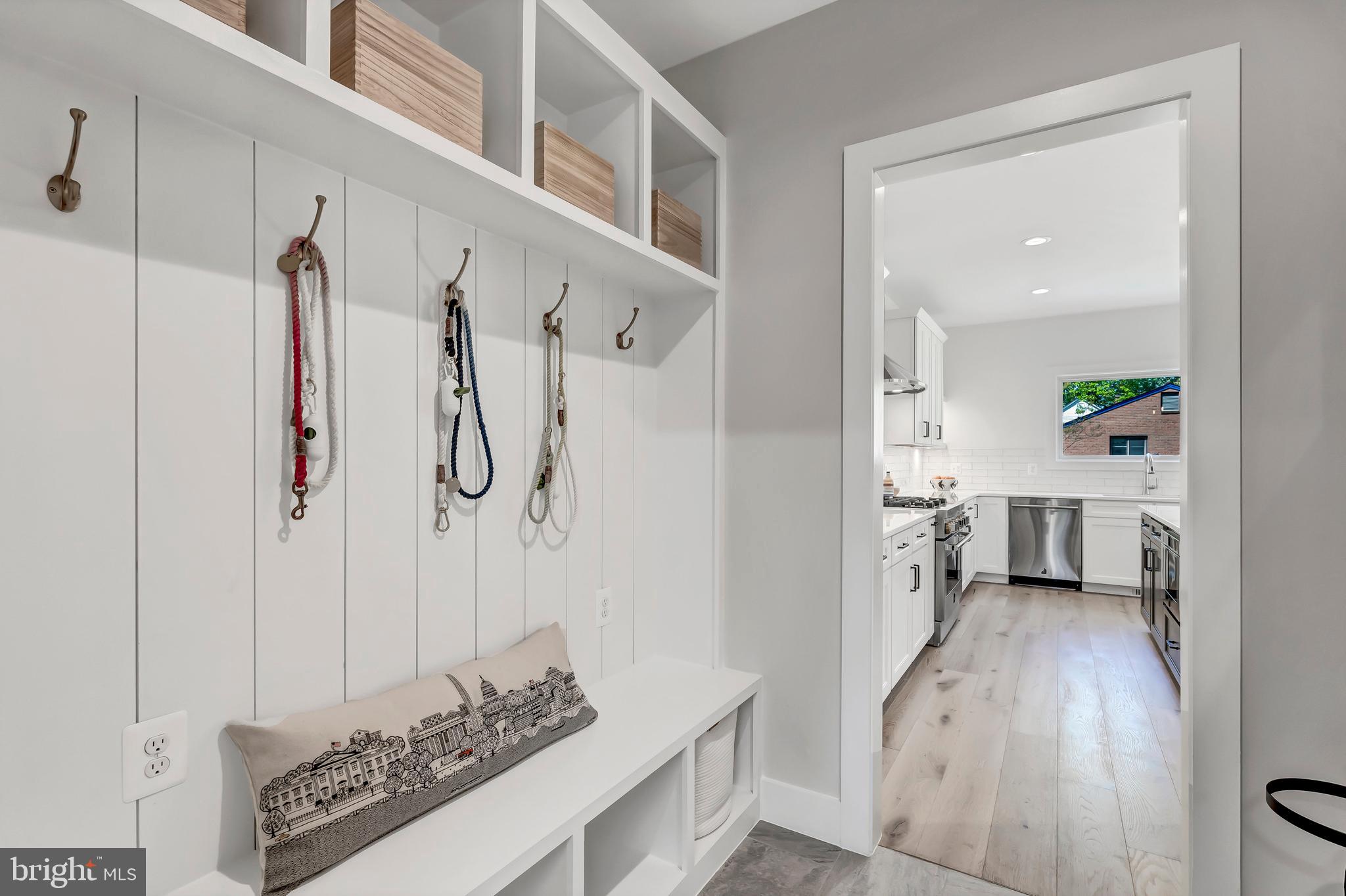 CARLIN SPRINGS - Residential