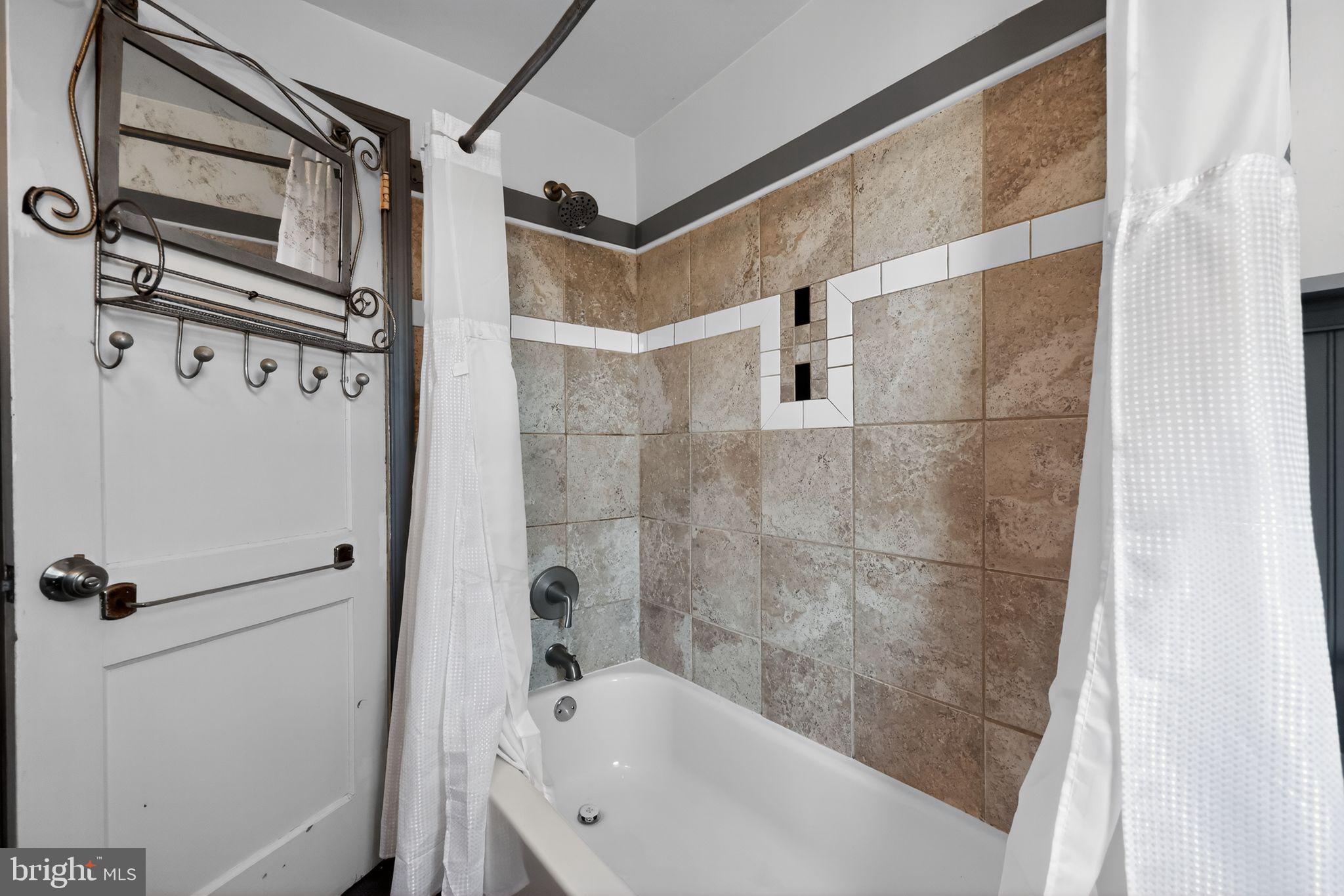 RIDLEY PARK - Residential