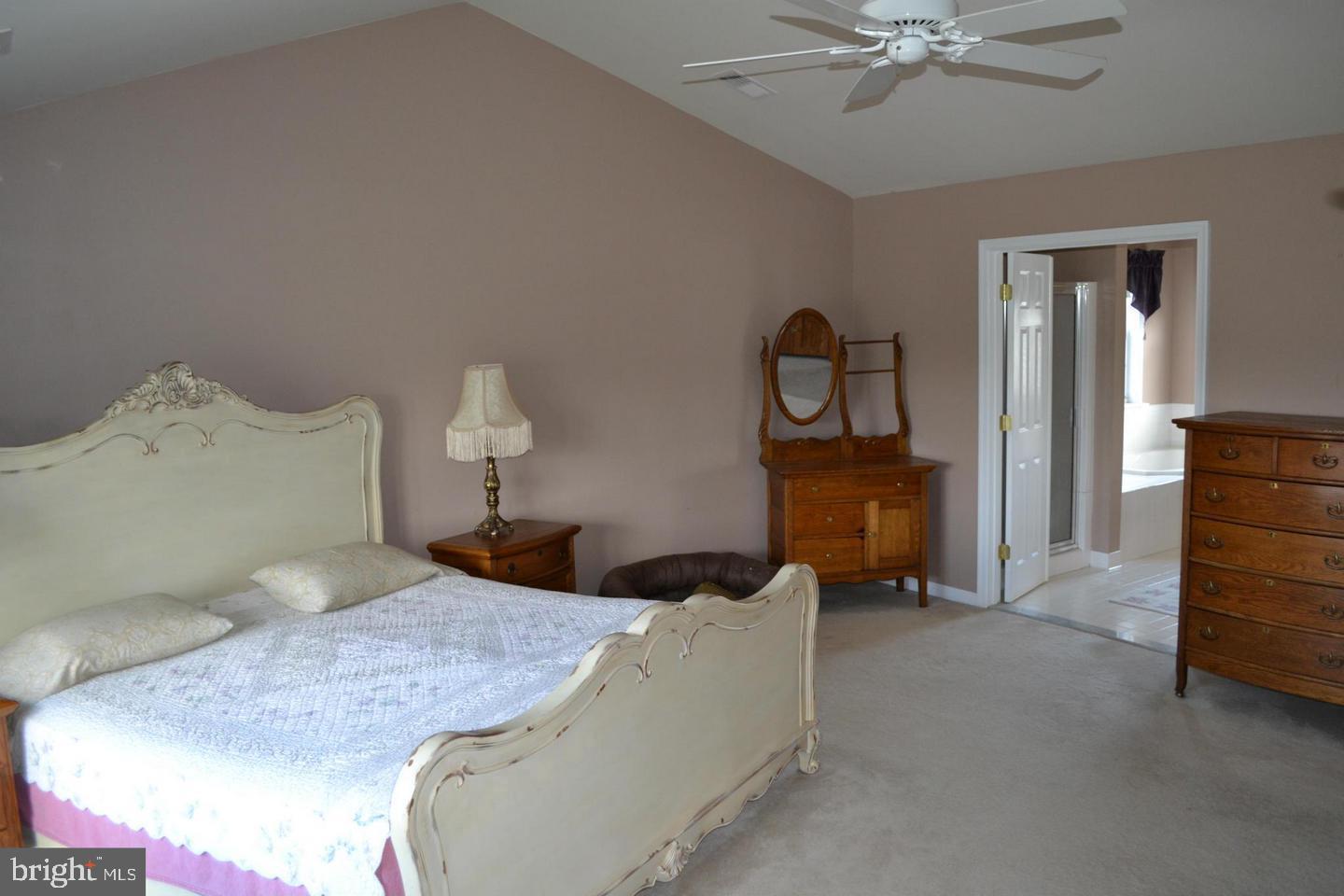 WILLOW SPRINGS ACRES - Residential