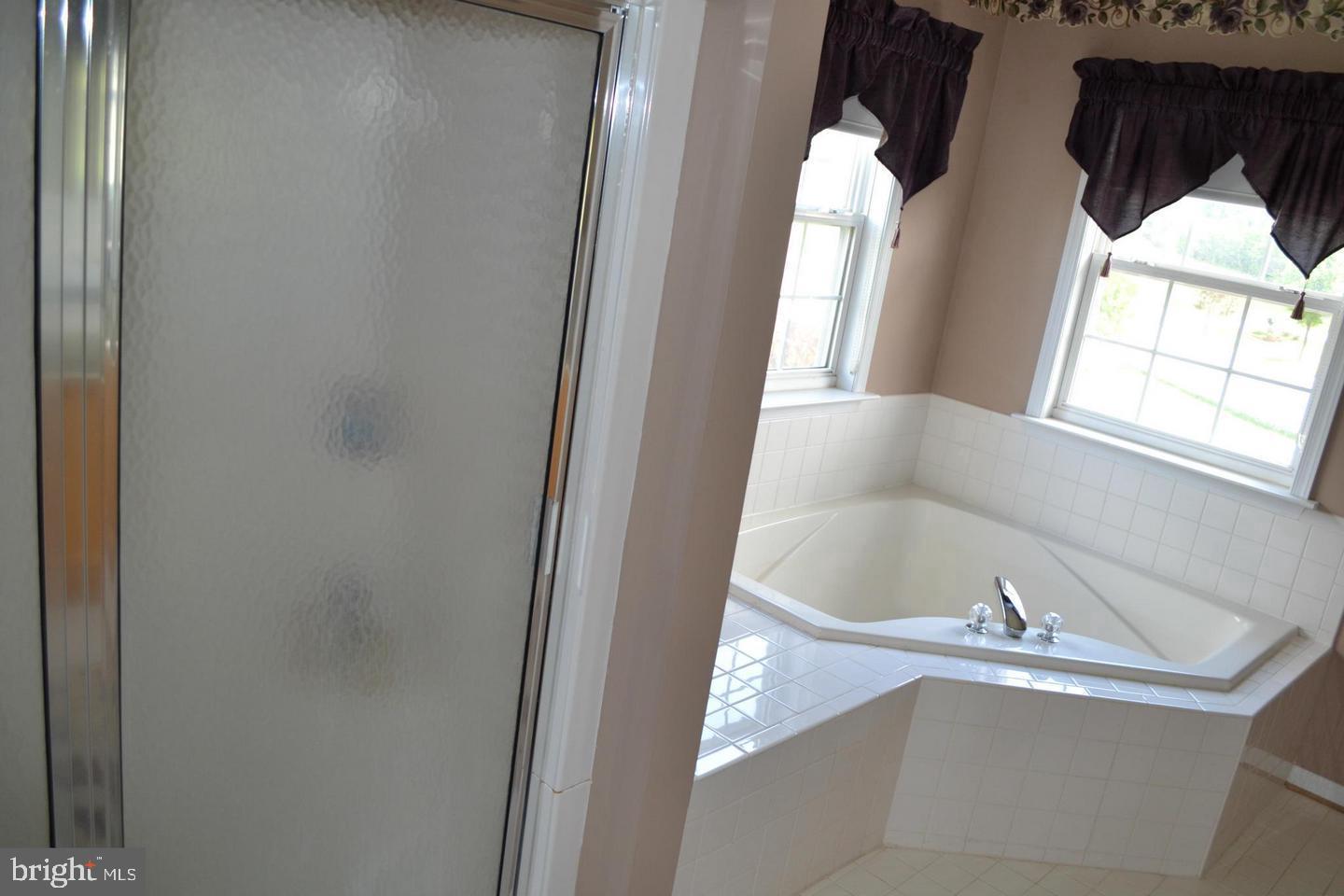 WILLOW SPRINGS ACRES - Residential