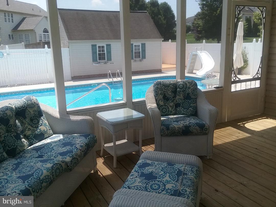 WILLOW SPRINGS ACRES - Residential