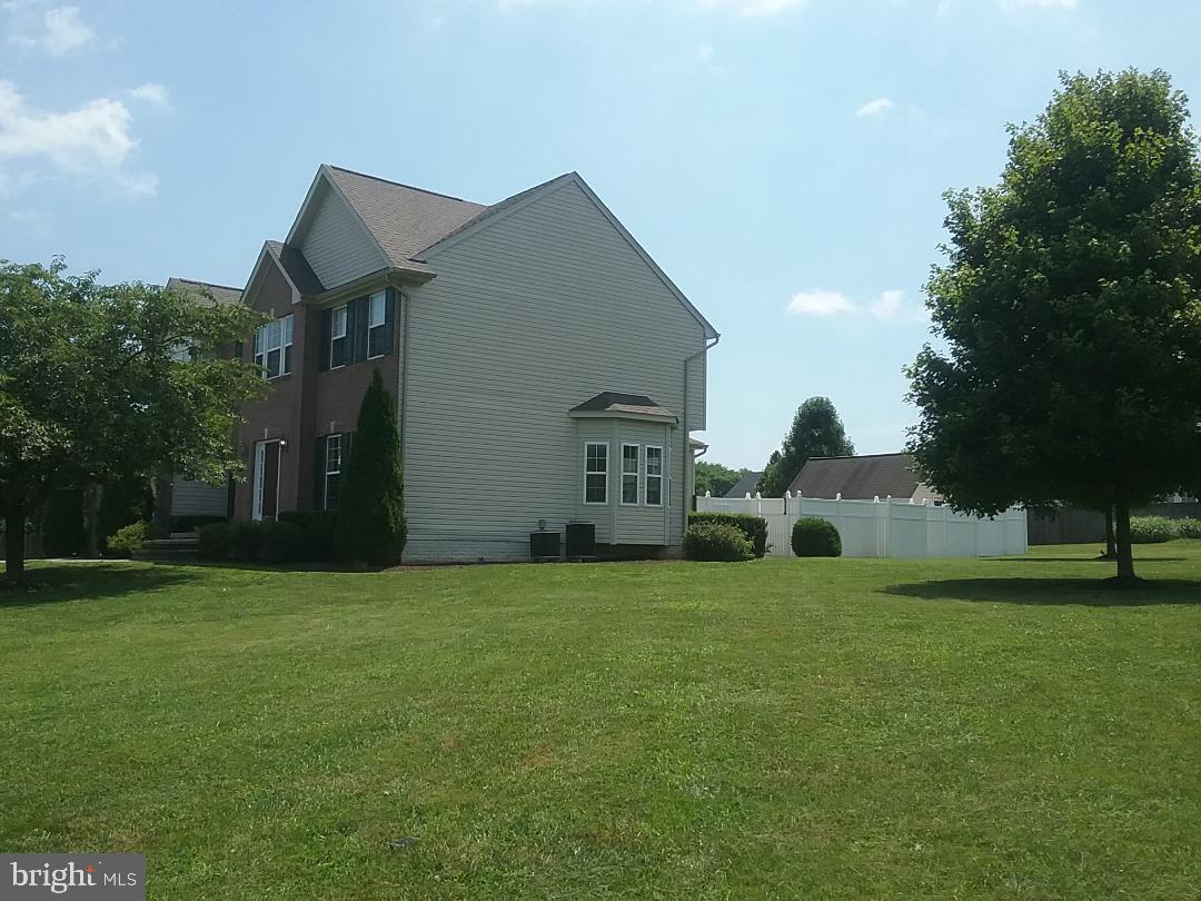 WILLOW SPRINGS ACRES - Residential