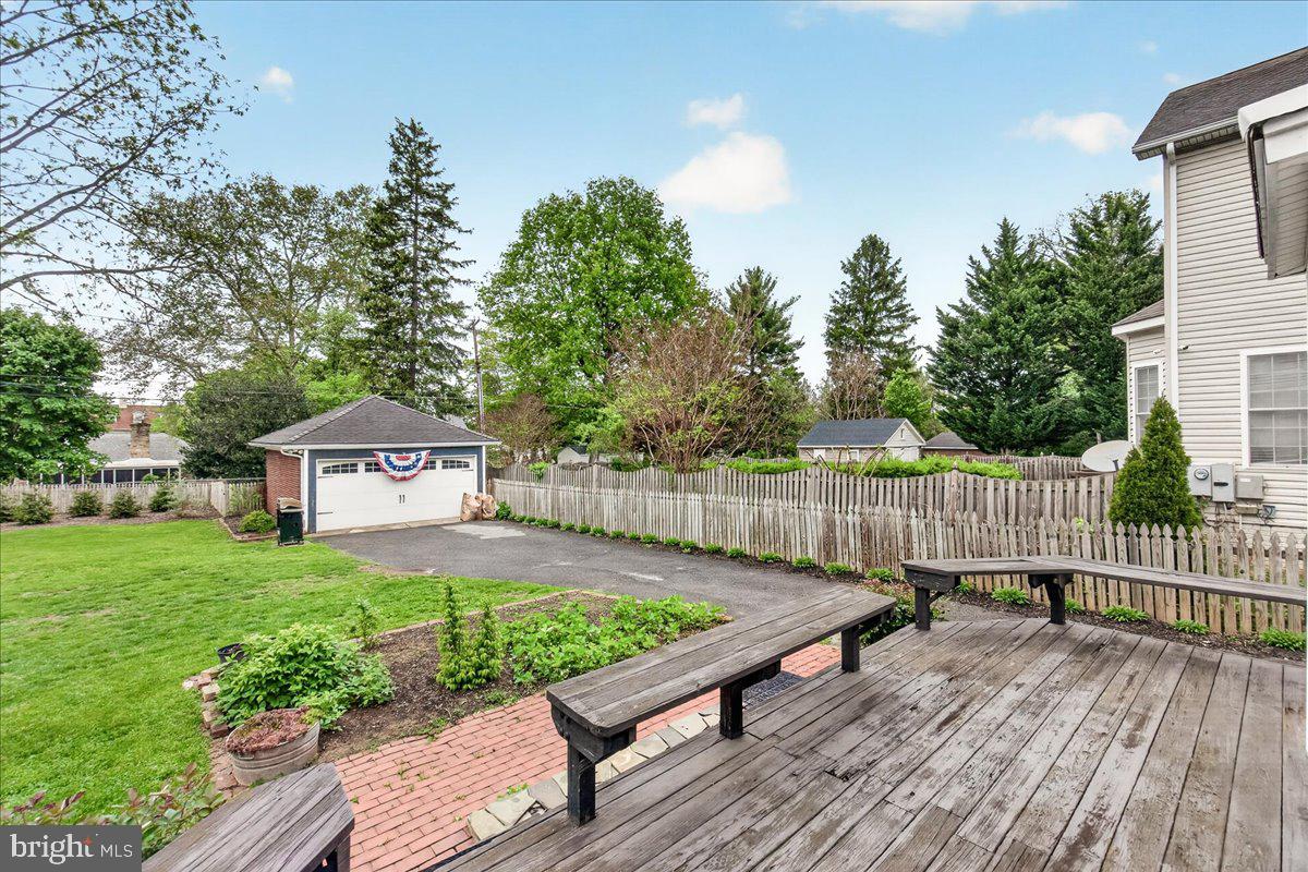 OAK HILL - Residential