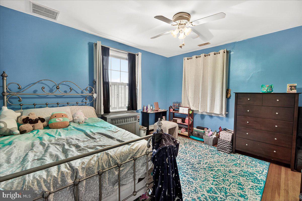 OAK HILL - Residential