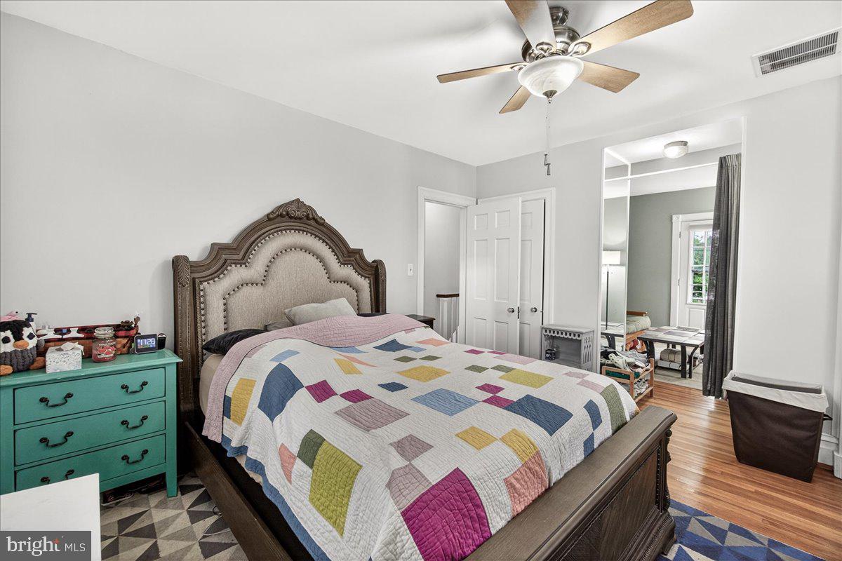 OAK HILL - Residential