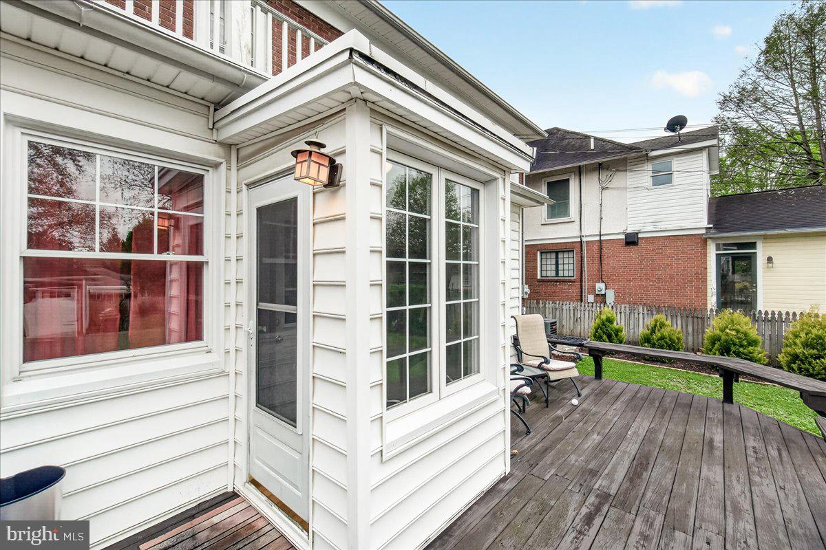 OAK HILL - Residential