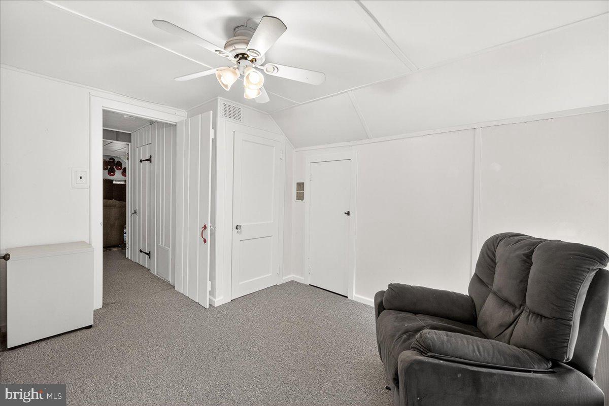 OAK HILL - Residential
