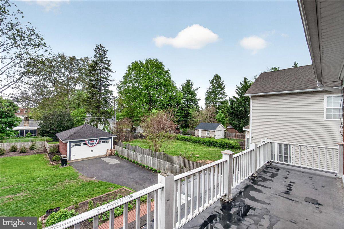 OAK HILL - Residential