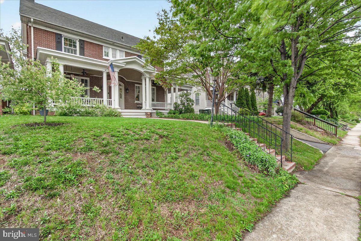 OAK HILL - Residential