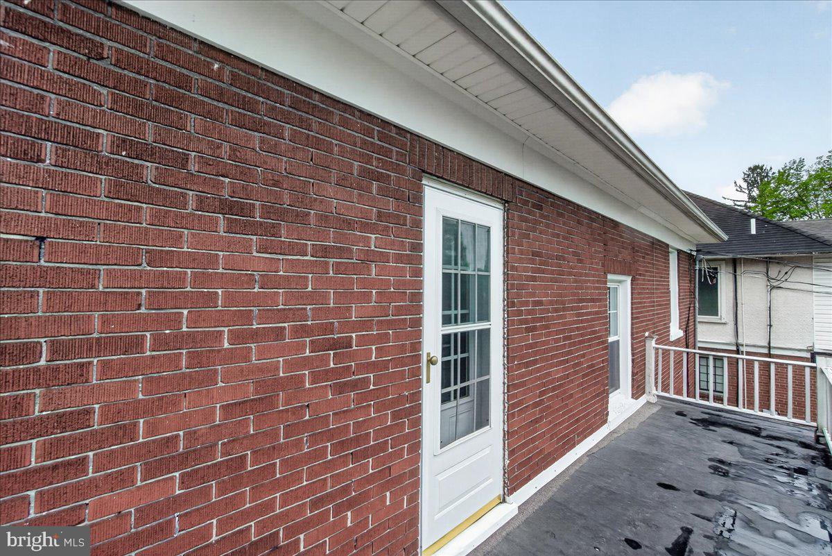 OAK HILL - Residential