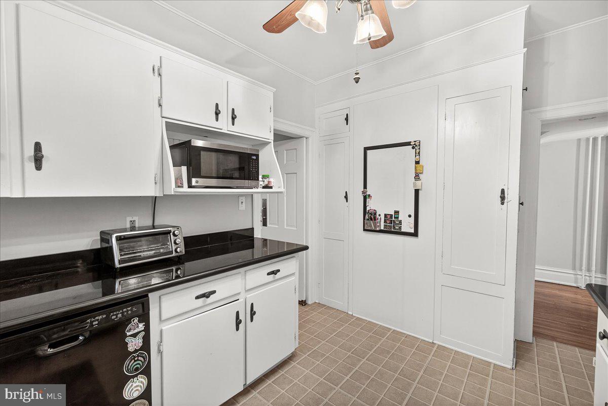 OAK HILL - Residential