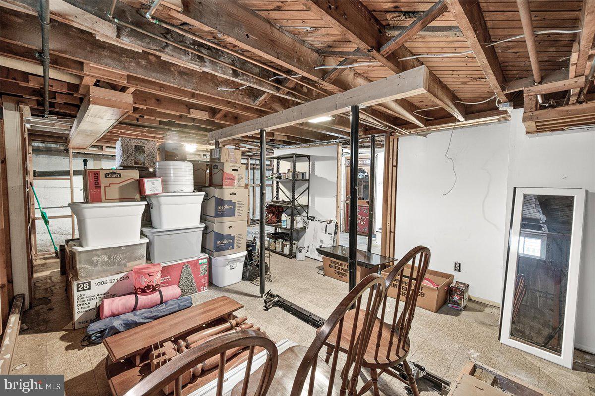 OAK HILL - Residential