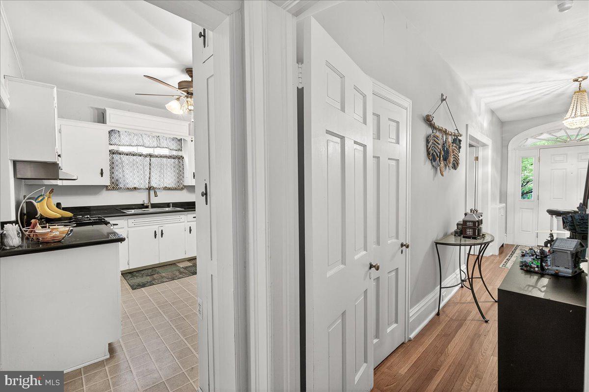 OAK HILL - Residential