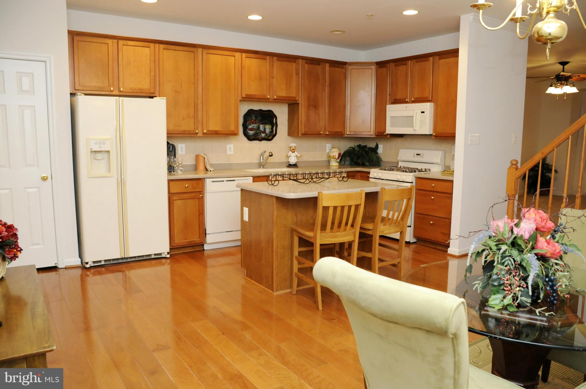 RUSSETT - Residential