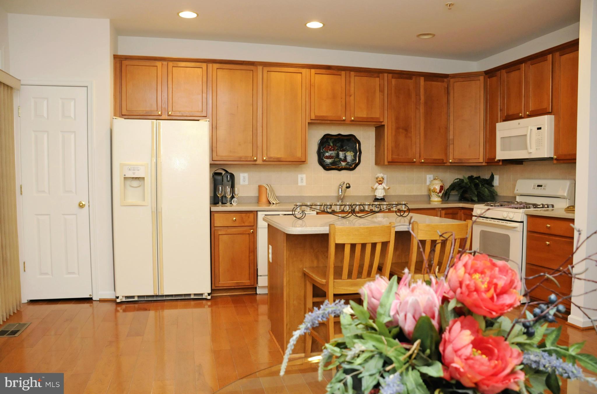 RUSSETT - Residential