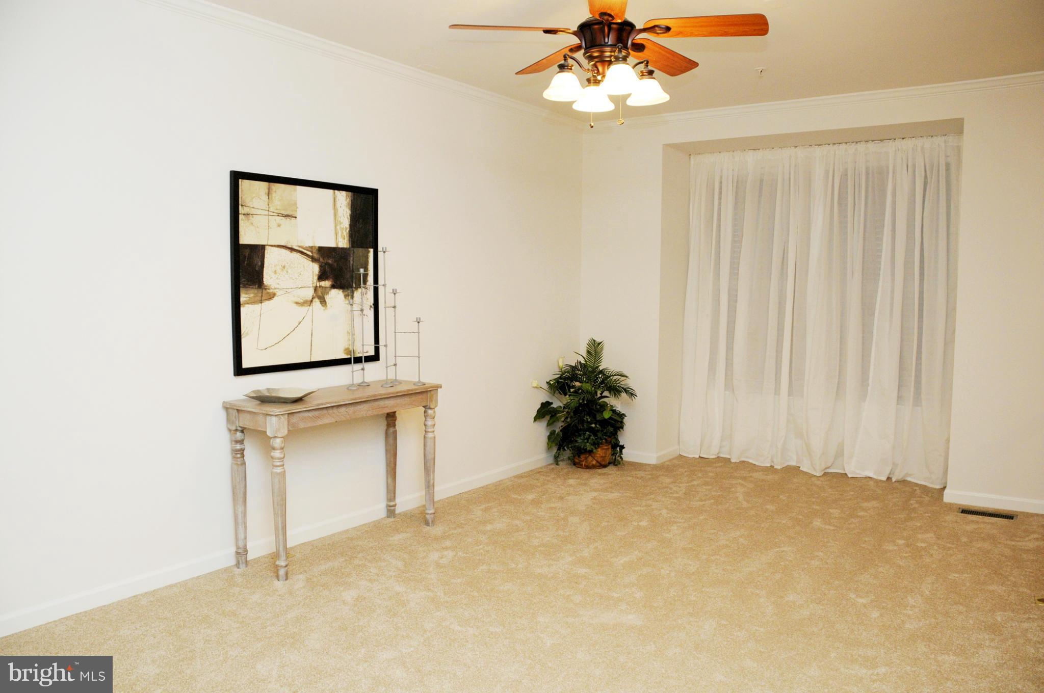 RUSSETT - Residential