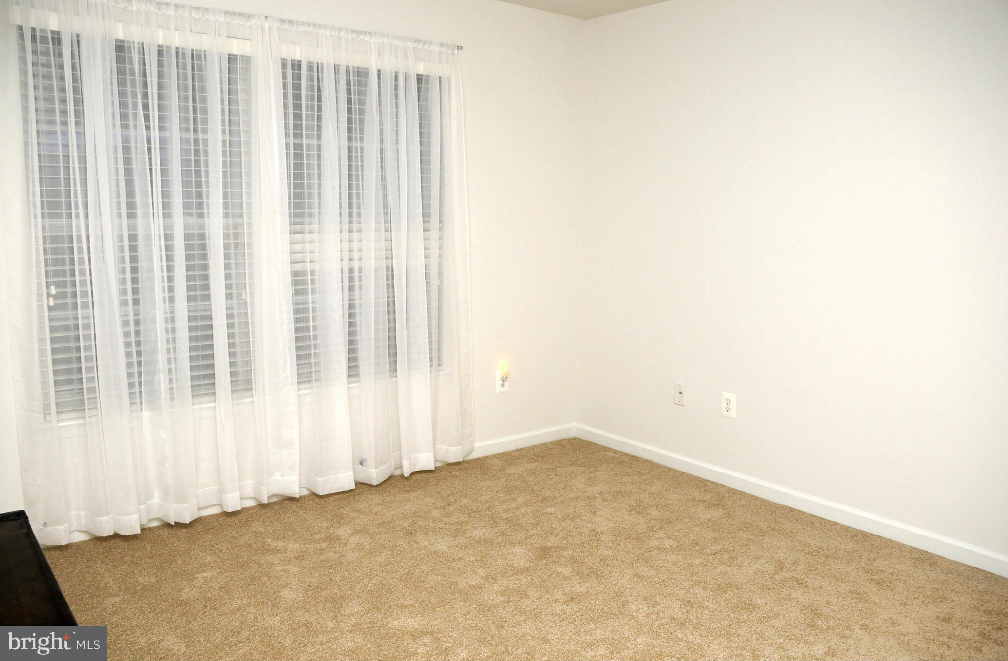 RUSSETT - Residential